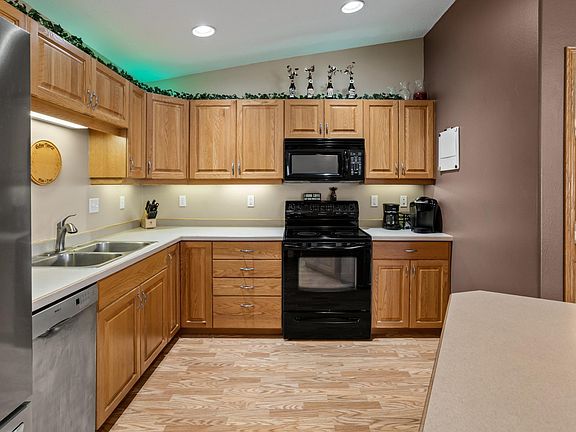 5th image of 3421 Eagle Run Dr