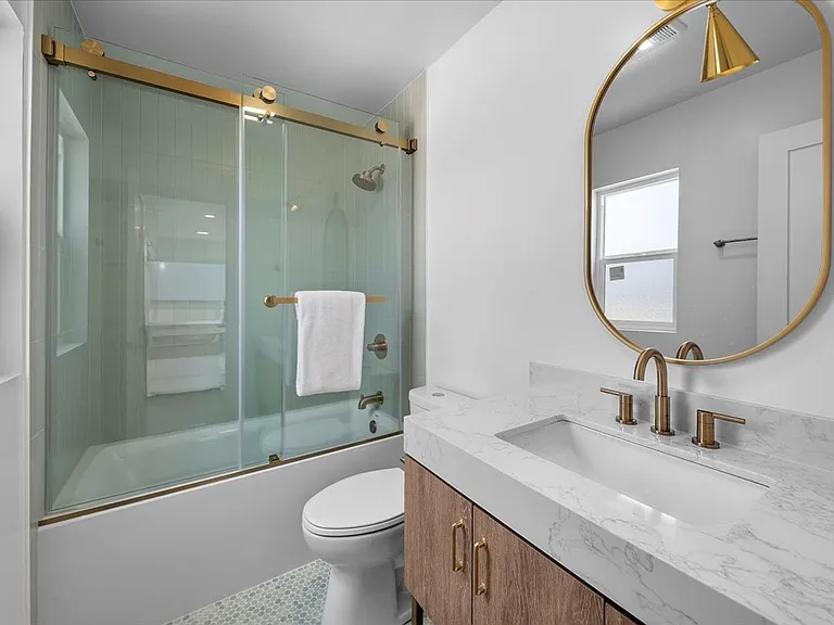 Hermosa 1803 LLC (TIC) — Photo 36