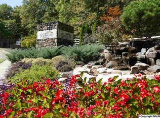 10154 Skylark Dr SE, Huntsville, AL 35803