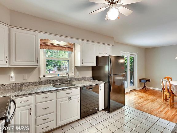 2nd image of 123 Pinecrest Dr