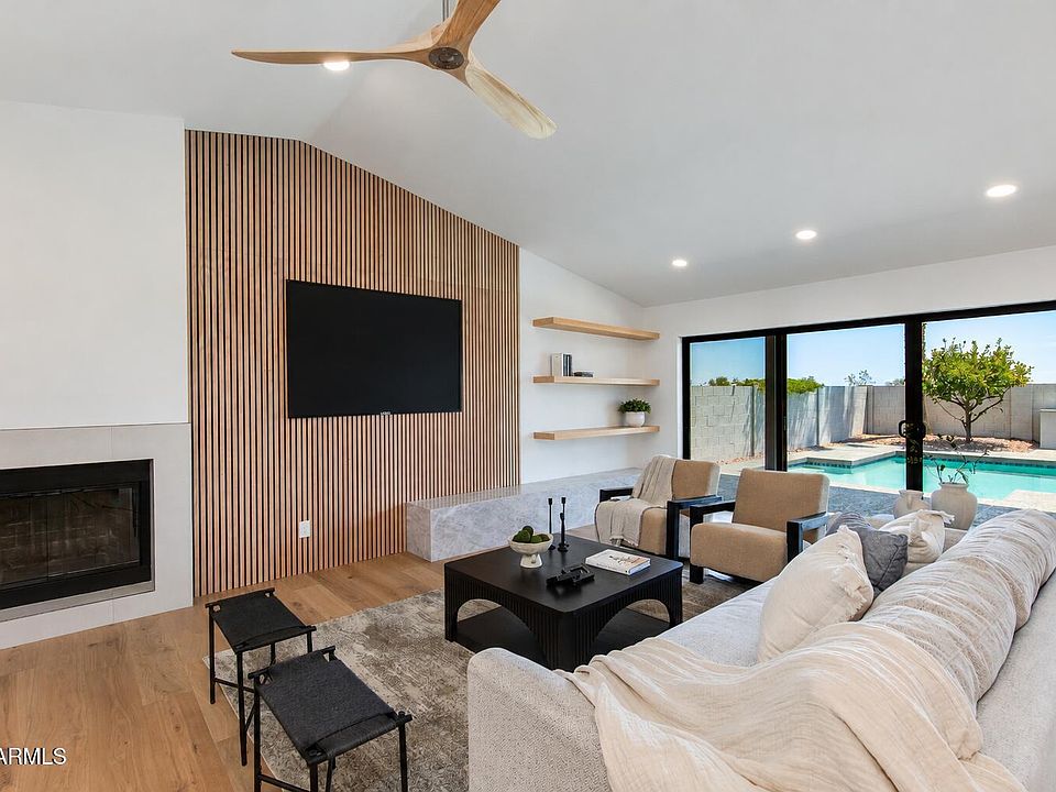 1st image of 10521 E BELLA VISTA Drive