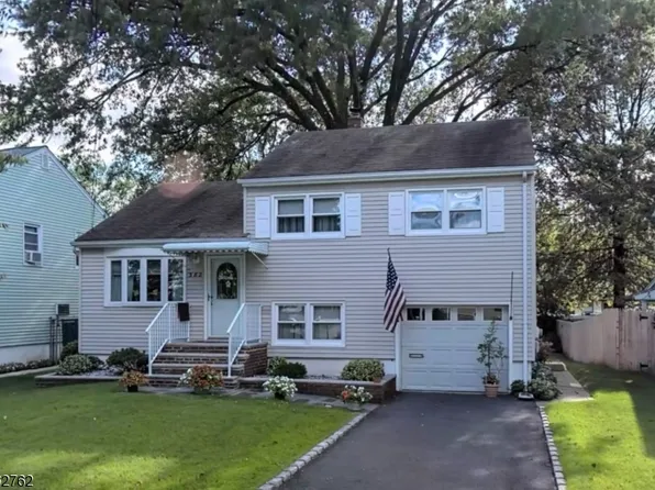 382 Lower Alden Dr, Rahway City, NJ 07065