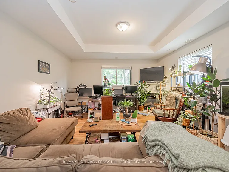65 Jessica Dr #LOWER — Photo 4