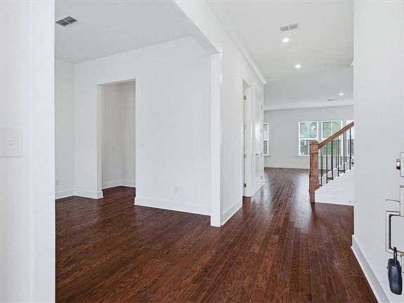 3rd image of 4815 Wayt Farm Ovlk