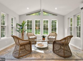 12141 Westwood Hills Dr, Herndon, VA