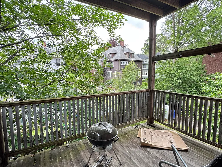 104 Strathmore Rd #2 — Photo 26