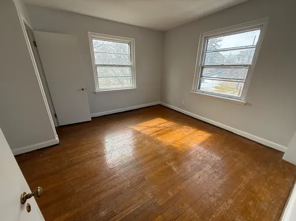 2 Broadway APT 5, Hagerstown, MD 21740