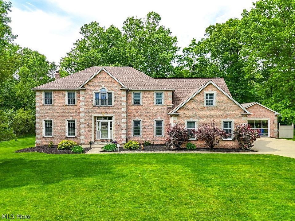 1st image of 8142 Sandstone Dr