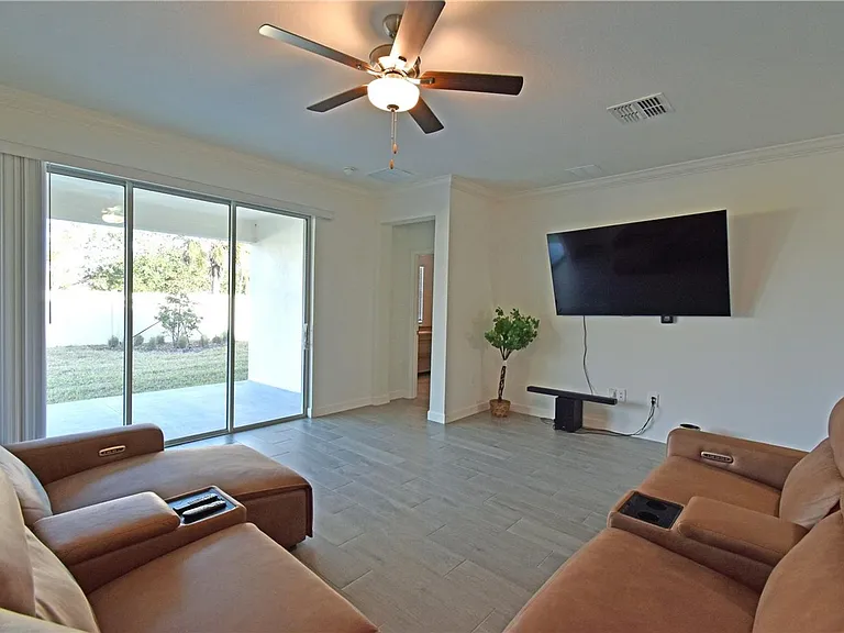 17304 Banded Gold Ln — Photo 22