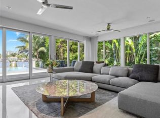 425 E Di Lido Dr, Miami Beach, FL 33139