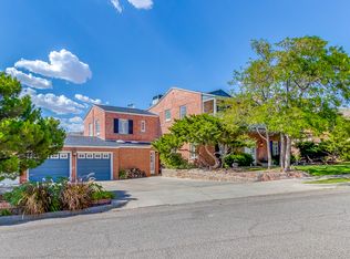 1205 Rim Rd, El Paso, TX 79902