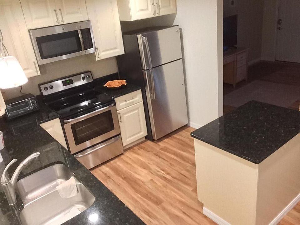 Beautiful kitchen with newer appliance