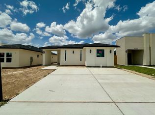 1636 Secretaria Ln, Laredo, TX 78046