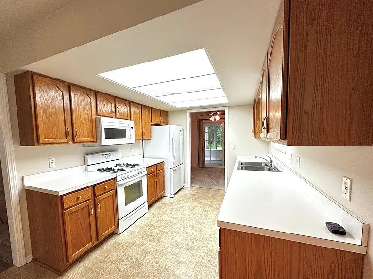 18603 Garwood Ct — Photo 23