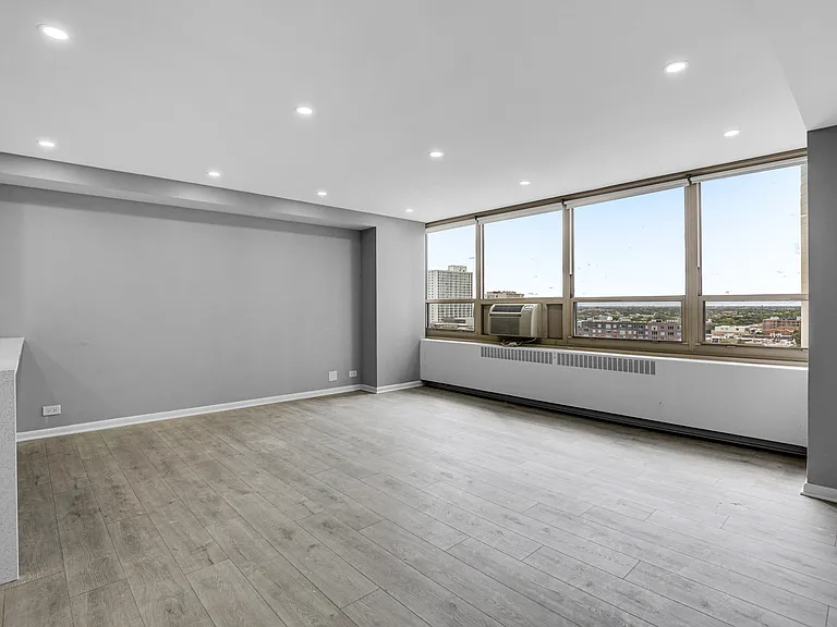 3950 N Lake Shore Dr #1516 — Photo 13