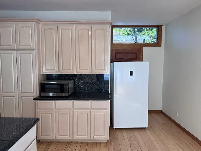 16A Rheem Blvd — Photo 21