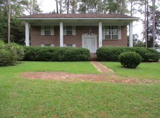 200 Pine Ave, Moultrie, GA 31768