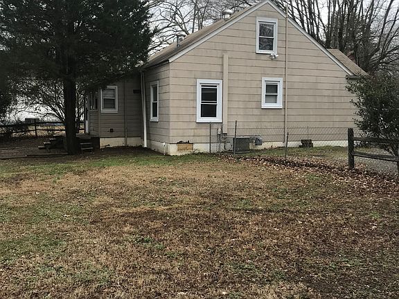 2nd image of 142 Lamberth Dr
