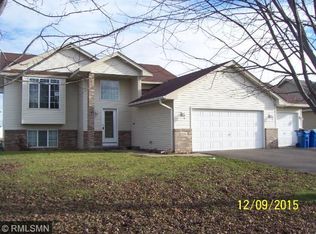 2130 Garfield St S, Cambridge, MN 55008