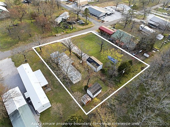 4th image of 448159 E 979th Rd