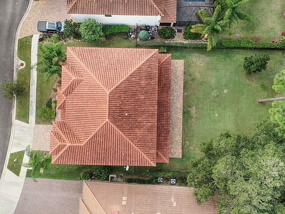 3rd image of 1821 Bella Casa Ct