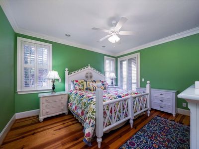 Photo 16