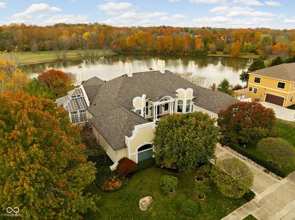 8804 Waterside Dr, Indianapolis, IN 46278