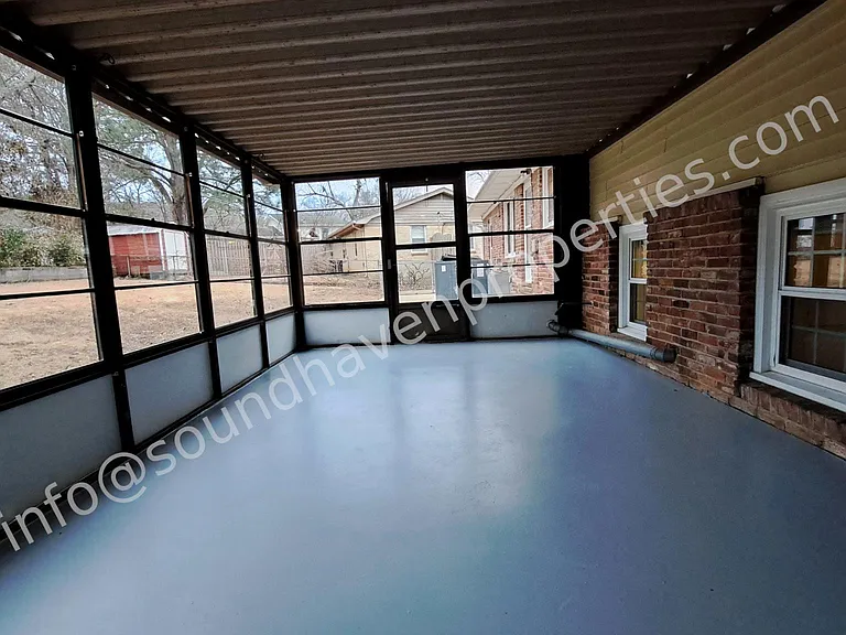 320 Rosemont Rd SE — Photo 27