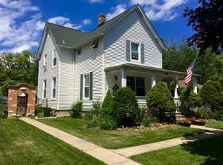 1592 E Walnut Ave, Des Plaines, IL 60016