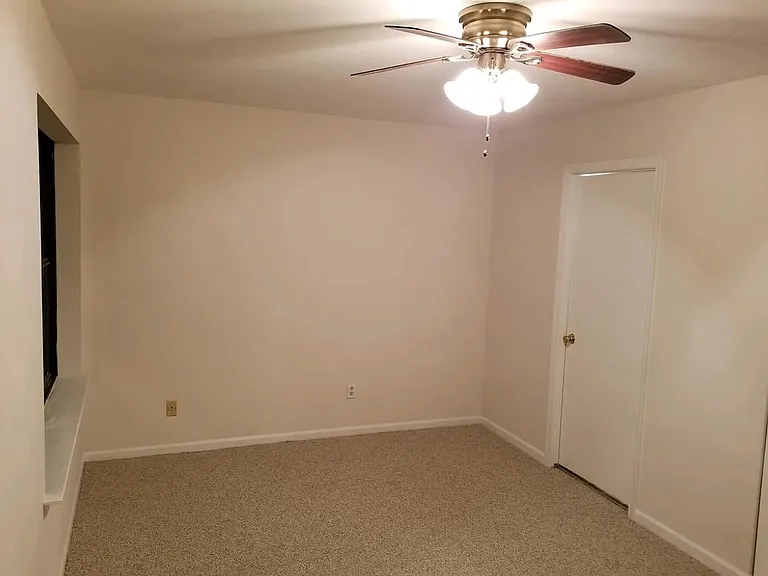 2023 Yorktown N — Photo 3
