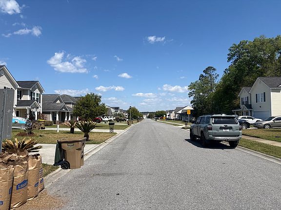 4th image of 43 Old Mill Rd