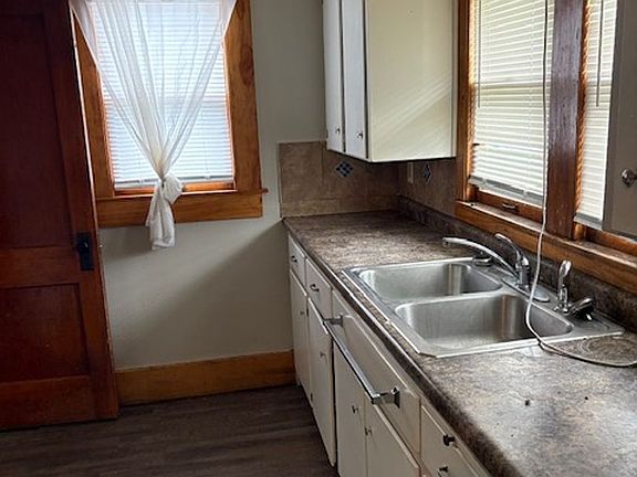 4th image of 608 W 9th St