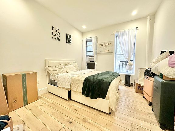 3rd image of 342 E 85th St APT 15