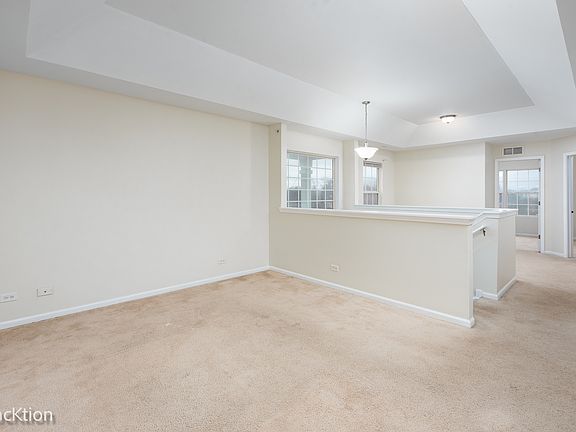 4th image of 3959 Preston Dr #0