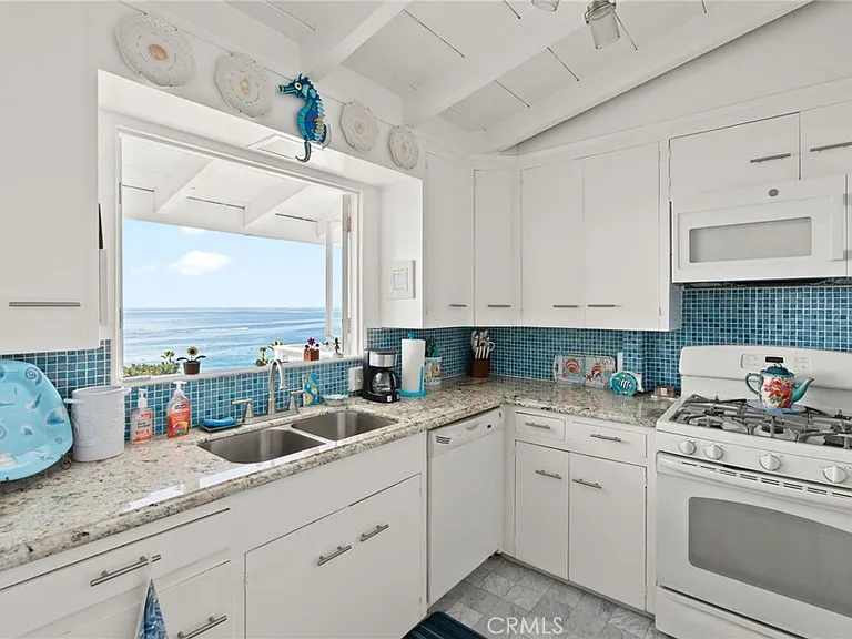 31191 Monterey St — Photo 8