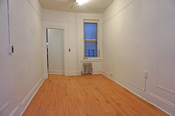 Rented by Brownstone Property Group | media 17