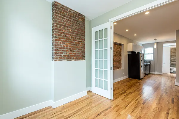 Rented by Nooklyn NYC LLC | media 11