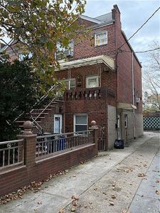 1582 E 52nd St, Brooklyn, NY, 11234