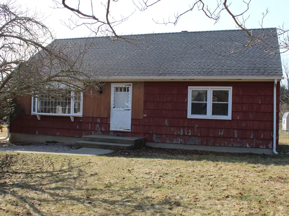 37 Almer Street, Groton, CT 06340