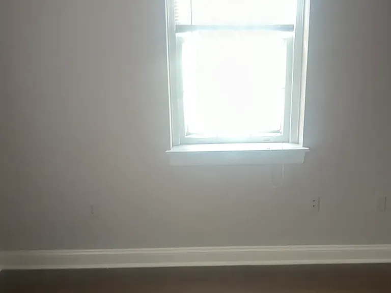 4 E Athens Ave #102 — Photo 14
