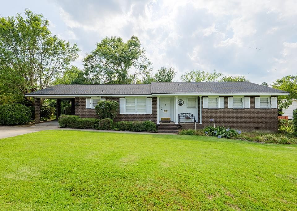 1st image of 2406 Berkley Dr