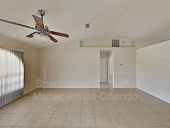 3rd image of 101 W Osceola Ct