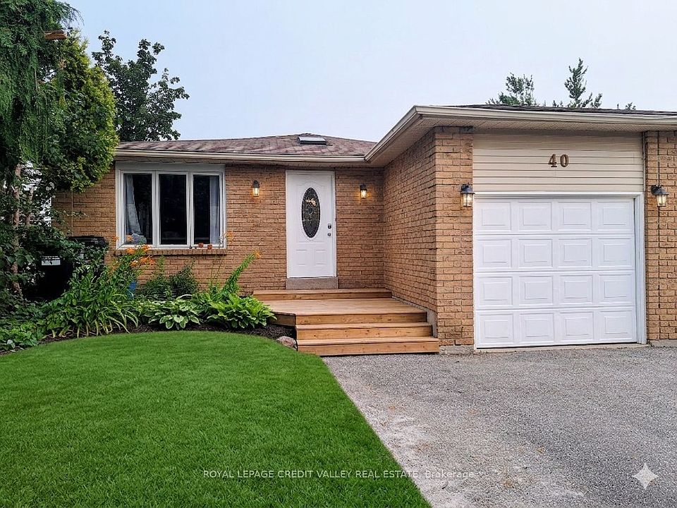 1st image of 40 Hickling Trl E