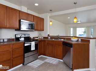 1922 Bragaw Square Pl, Anchorage, AK 99508