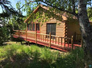 22 Skratthult Trl, Hovland, MN 55606