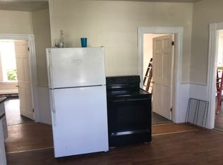 46 Dunn St APT 1, Auburn, ME 04210