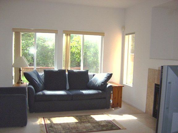 5th image of 11037 Kika Ct