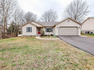 5835 Majestic Oak Dr, Paducah, KY 42003