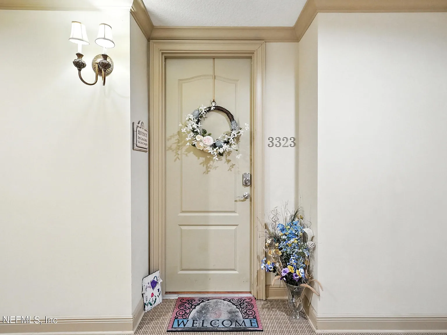 2 bed, 2.5 bath, 1622 sqft, $2,995 — Photo 2
