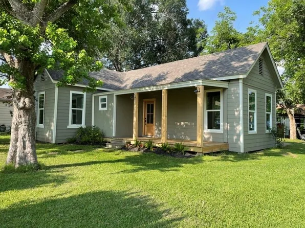 1219 5th St, Rosenberg, TX 77471